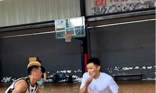 李峙锦同款篮球包_李峙锦cba